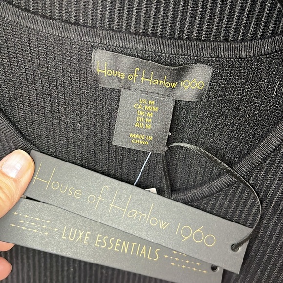 House of Harlow 1960 2 piece black knit mini skirt and sleeveless top- M-NWT - Picture 4 of 5
